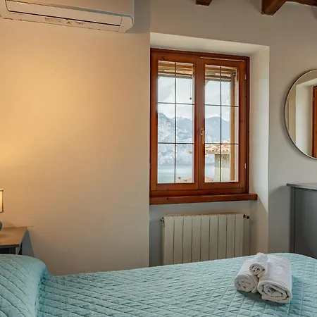 Valya By Gardadoma Vakantiehuis Brenzone sul Garda